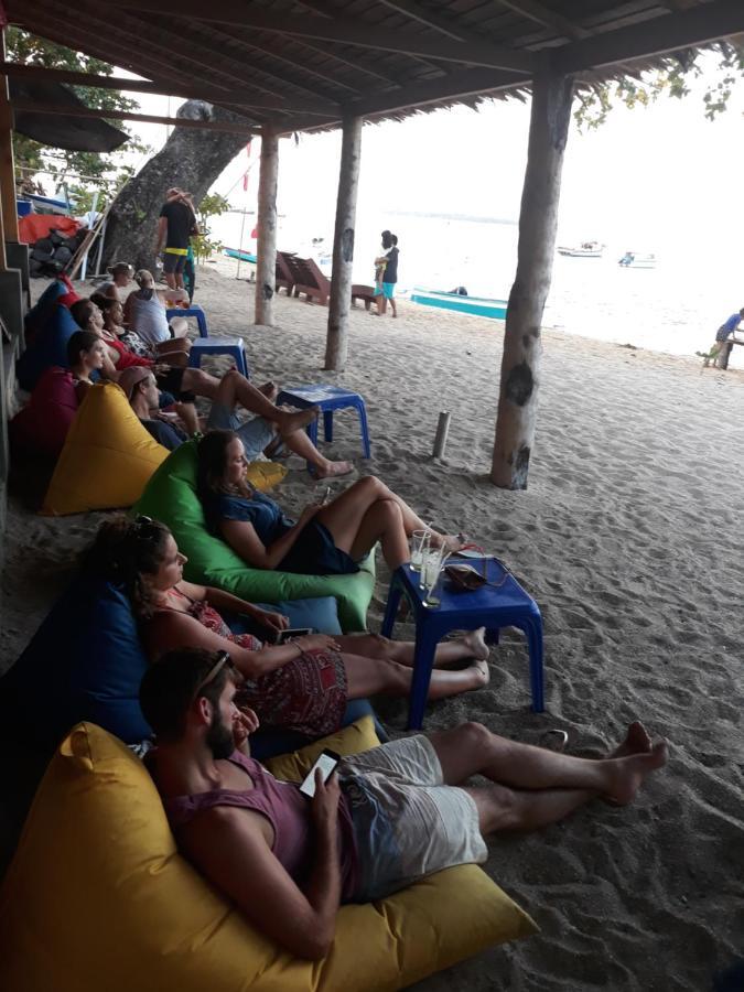 Arto Moro Bunaken Exterior photo